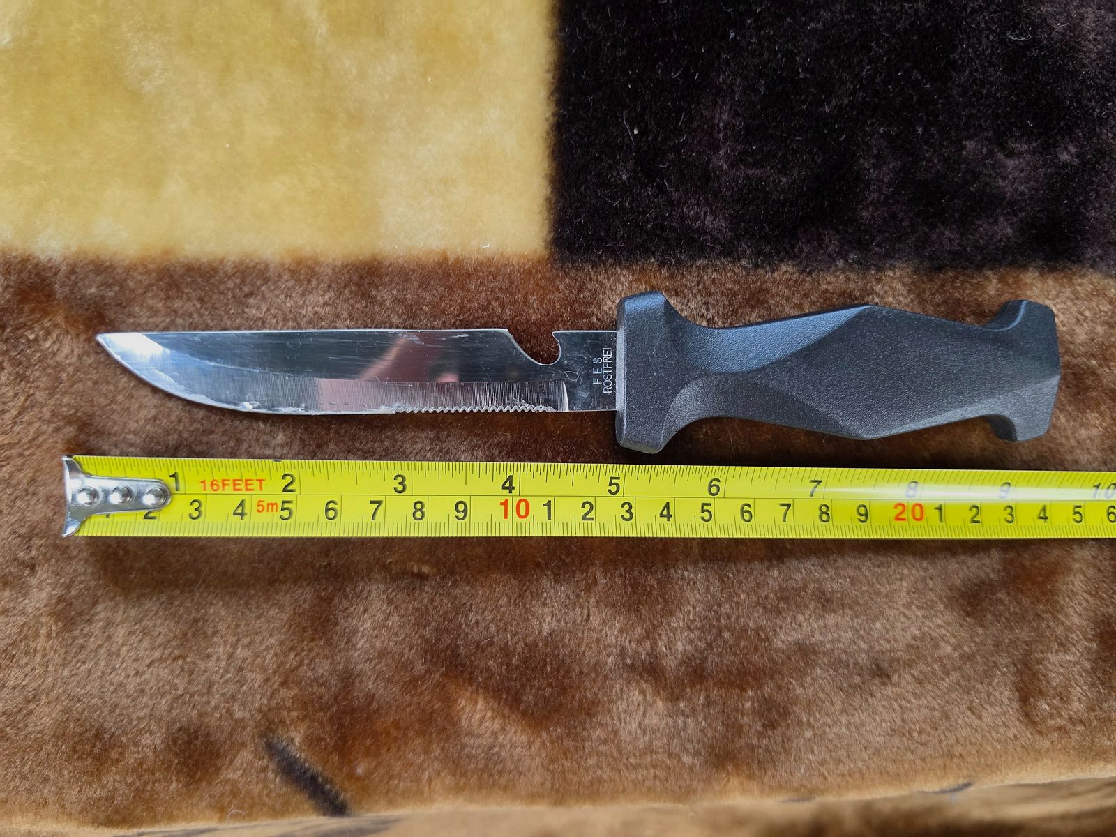 FES Rostfrei couteau de randonnée / couteau de scout avec lame partiellement dentelée & ouvre-bouteille, image 1 sur 4