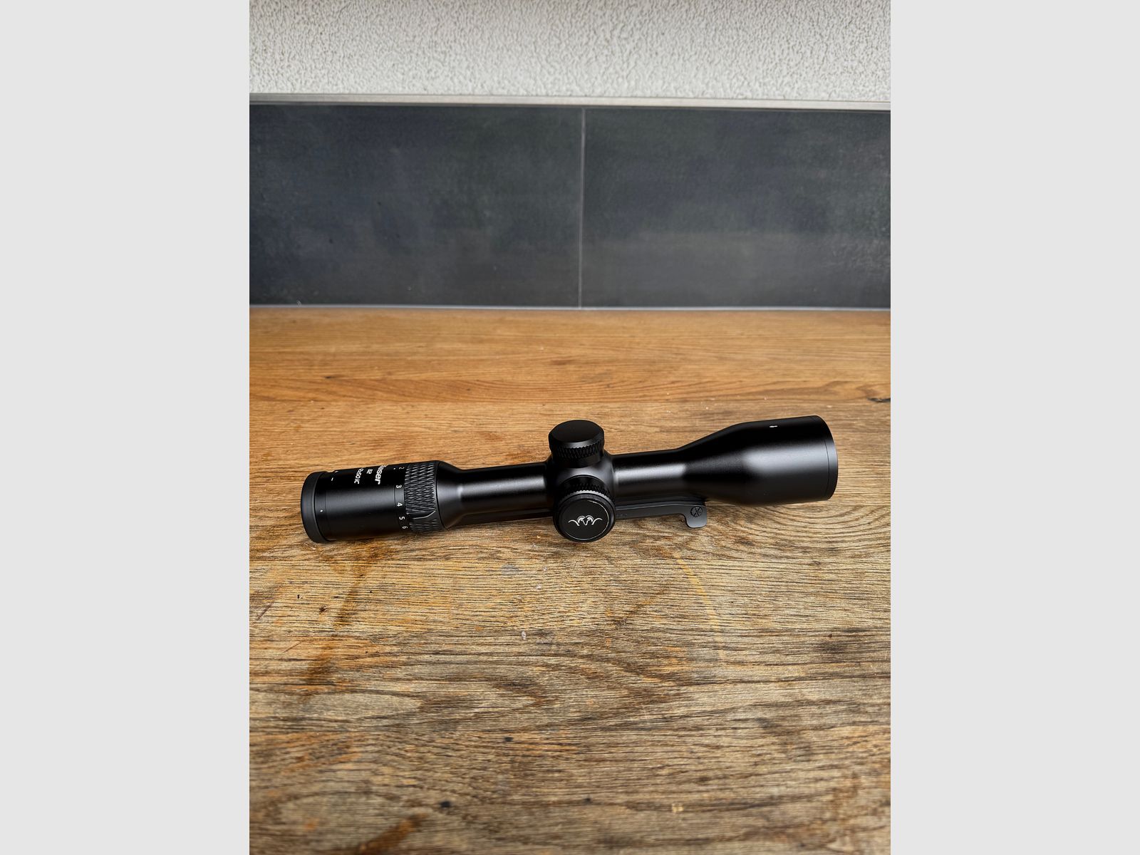 Blaser B2 2-12x50 iC S Zielfernrohr inklusive Blaser Sattelmontage