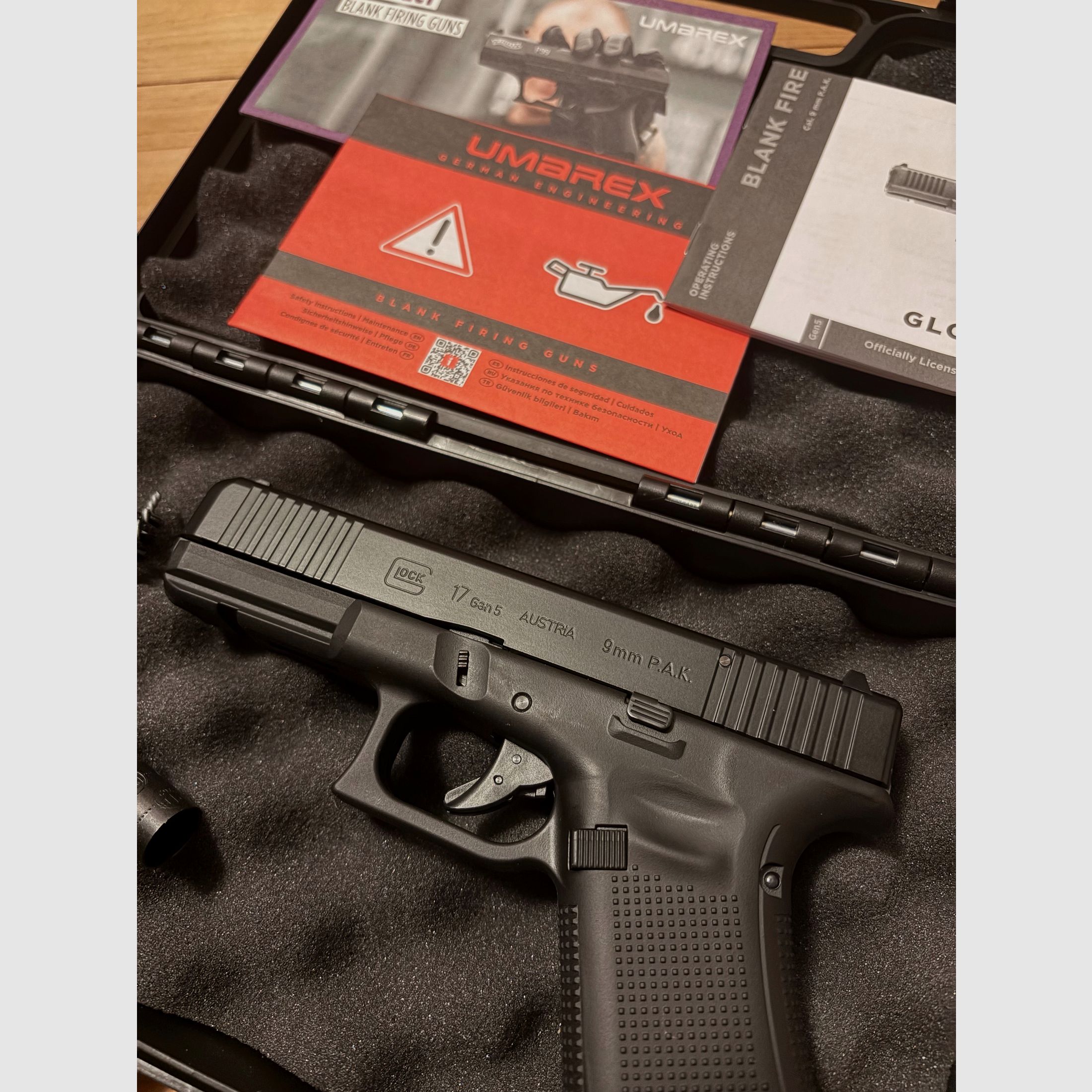 Glock 17 Gen5 9mm Pak