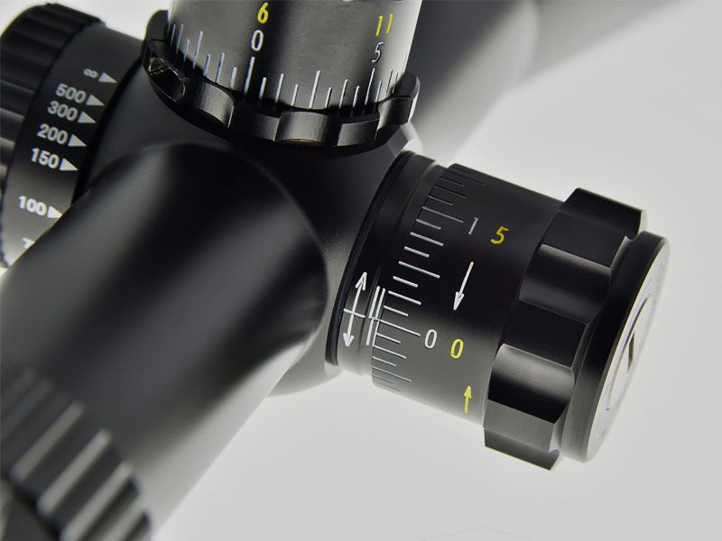 DDoptics ZF Nachtfalke V6 lll 5-30x50 Mildot MRAD + Punto in fibra ottica + IFiber