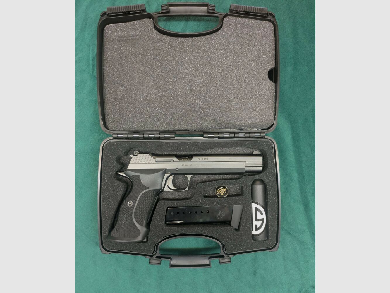 SIG Sauer P210
