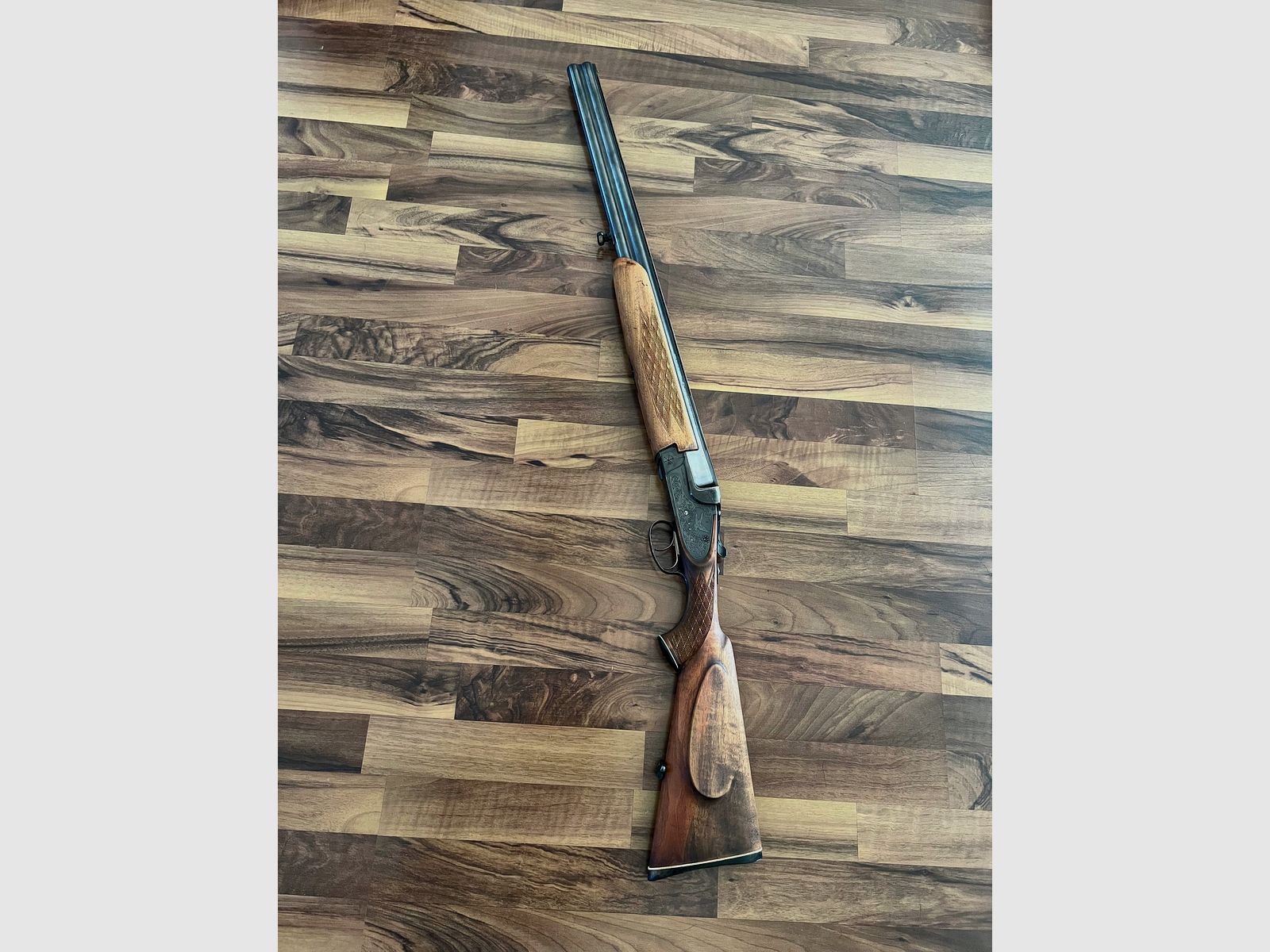 Brno shotgun 12/70 with ejector