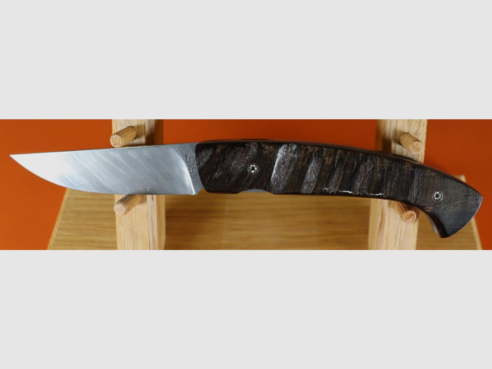 Büffelhautmesser mit oxidierter Klinge, Bild 2 von 5