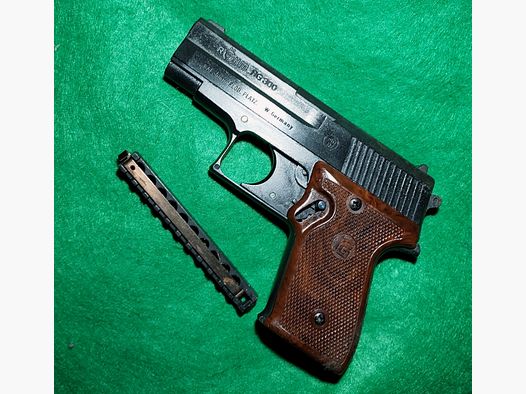 Röhm RG300 (RG 300) Schreckschuss Pistole Kal. 6mm Flobert