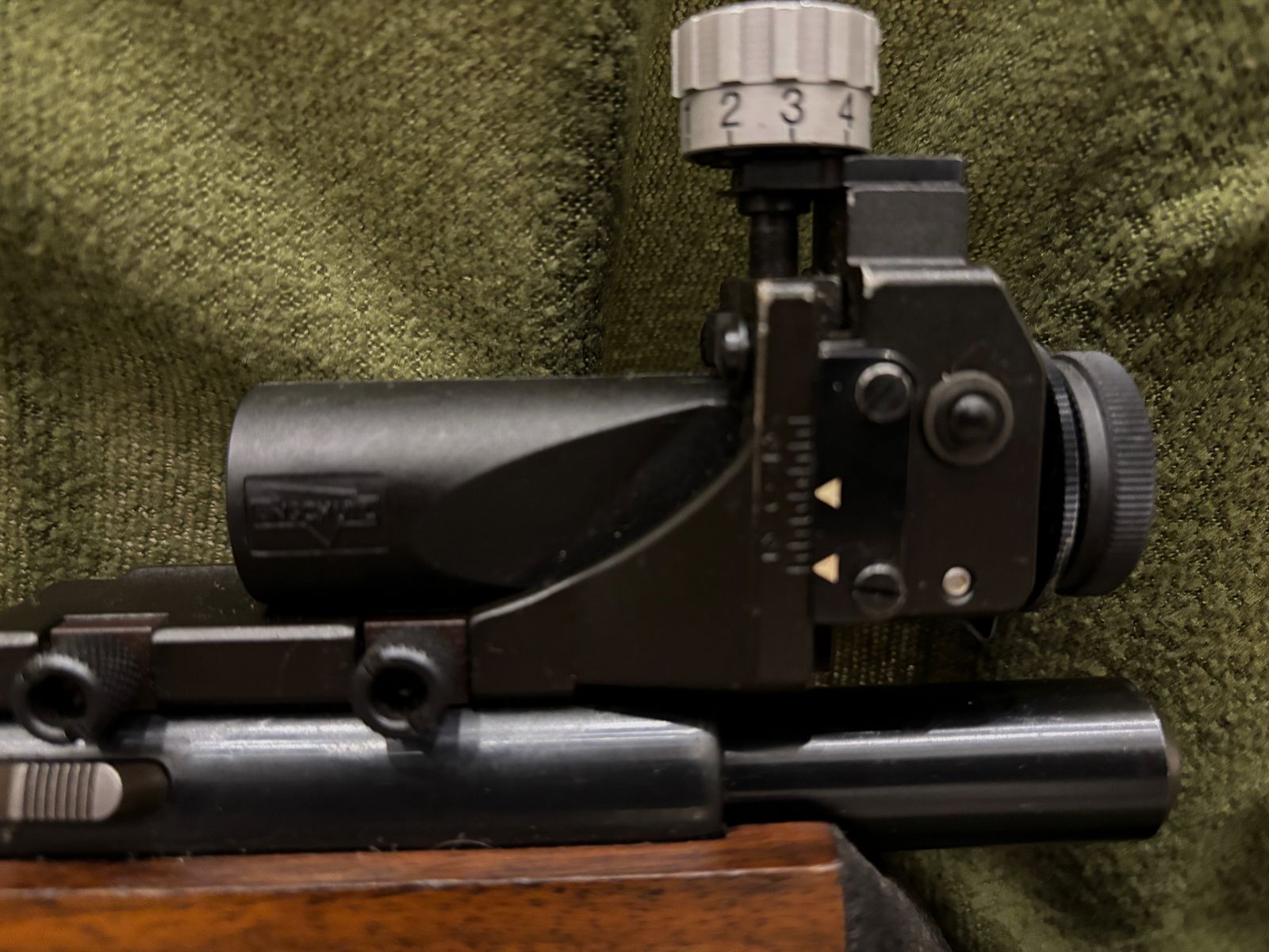 Wyrzutnia HW 660 Match .22lfb – w tym diopter Anschütz