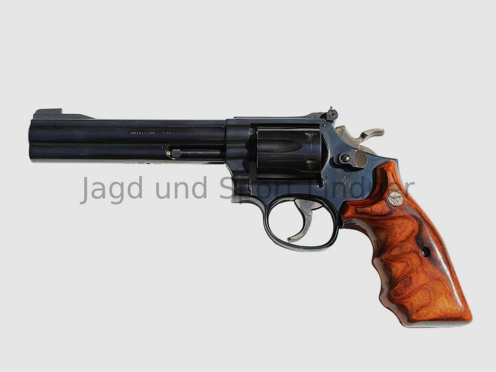 Smith & Wesson 17-6
