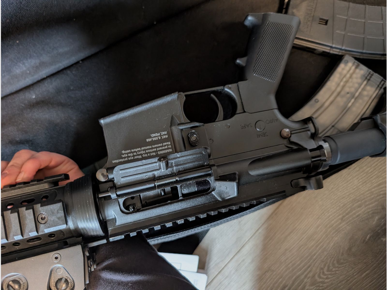 Tippmann M4 Carbine Airsoft mit Zubehör