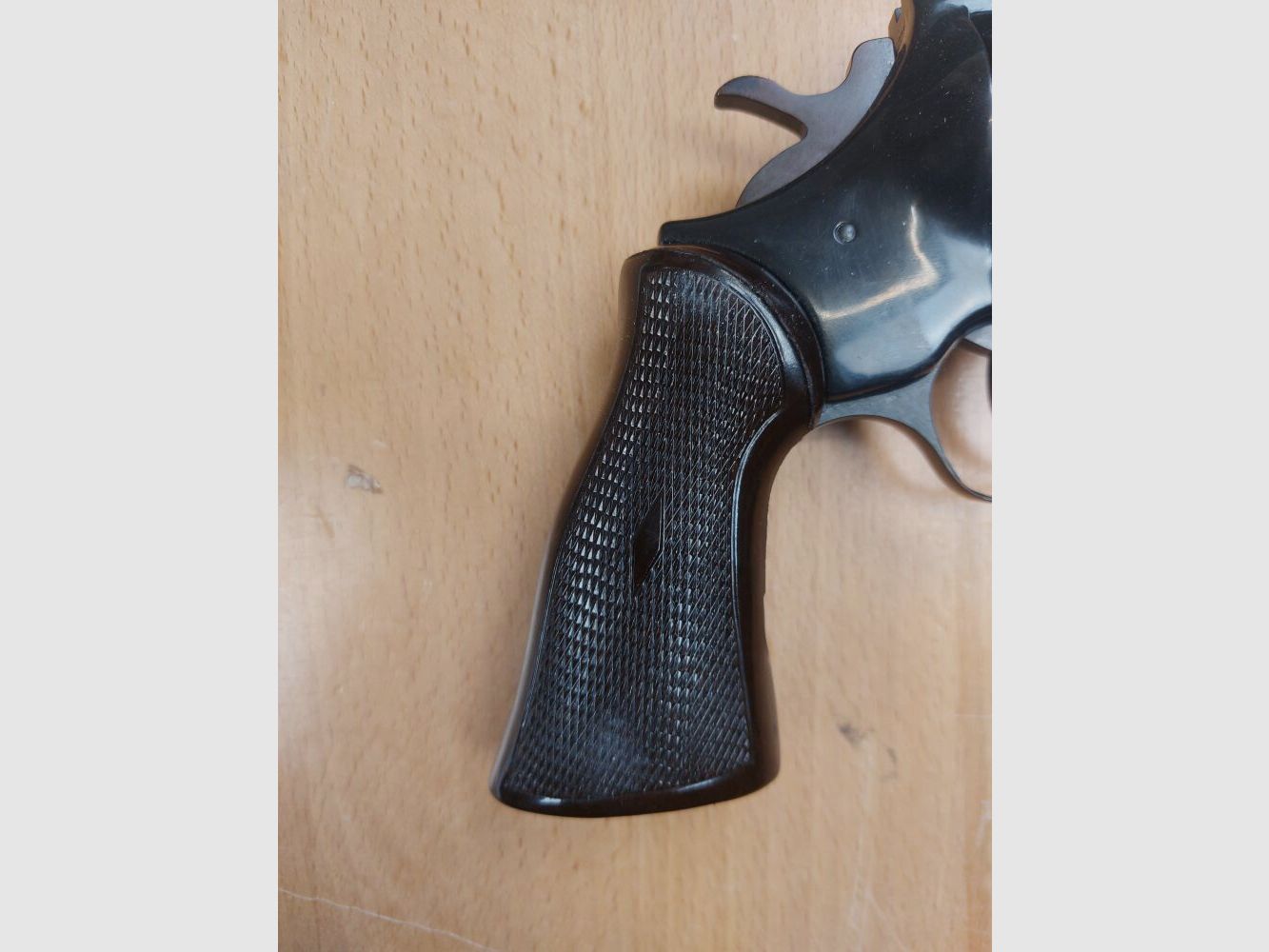 Weihrauch , Arminius HW 5