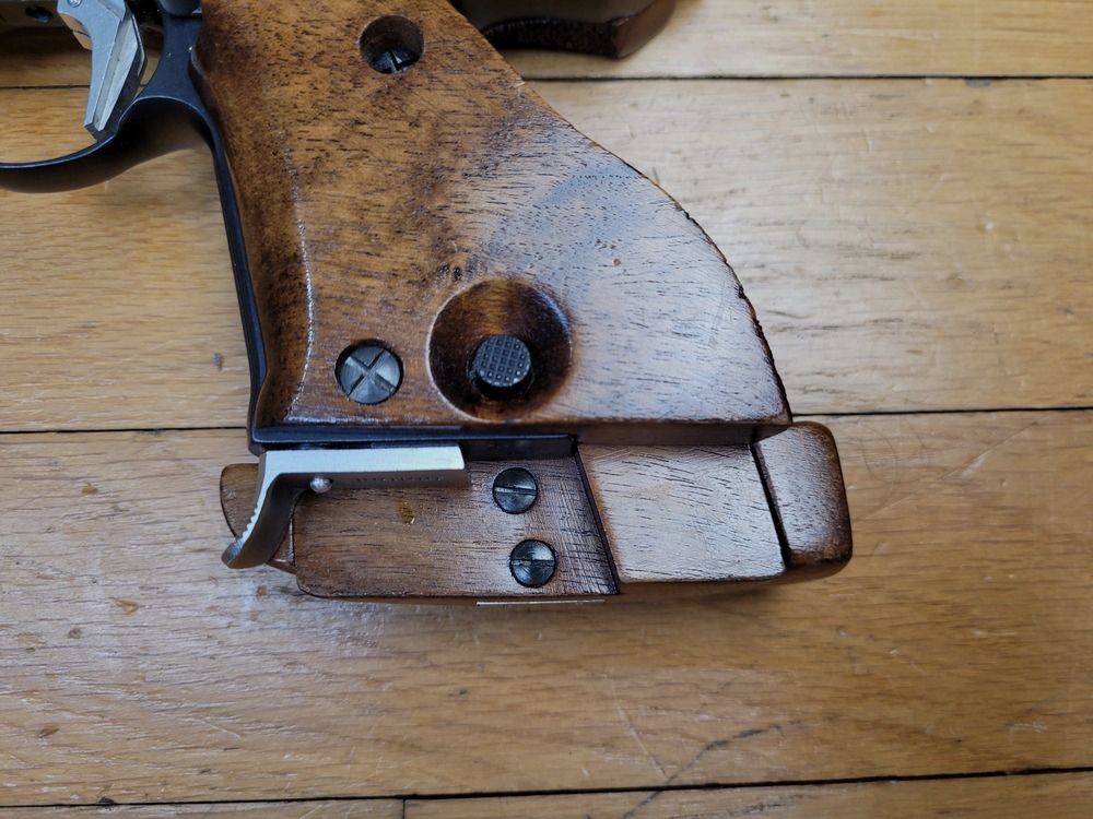 Exzellente Unique Modell DES 69 Pistole – Kal. 22LR – Original-Gewicht gemäß Modell – 10 Schuss – Große Präzision – Unverwüstlich – Top Made in France! TBE ++, Bild 17 von 19
