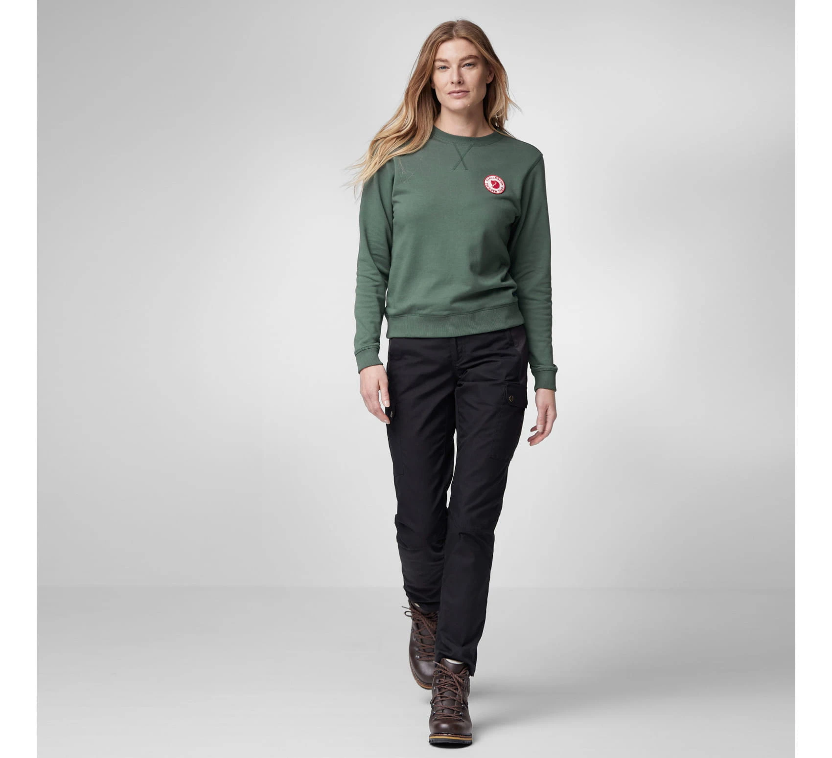 Felpa da donna Fjällräven 1960 Logo Badge 87230 - Black Oak (294), immagine 5 di 8