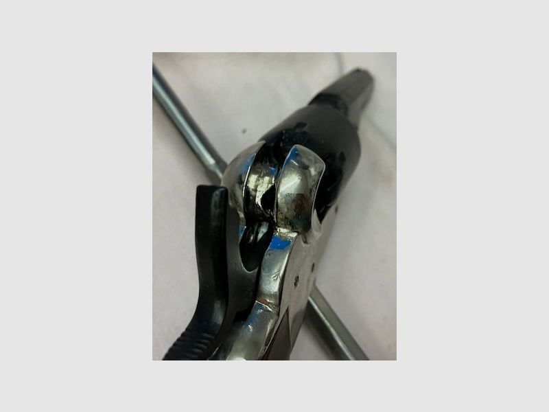 Pistola de bolsillo modelo Baby Dragoon de 1848