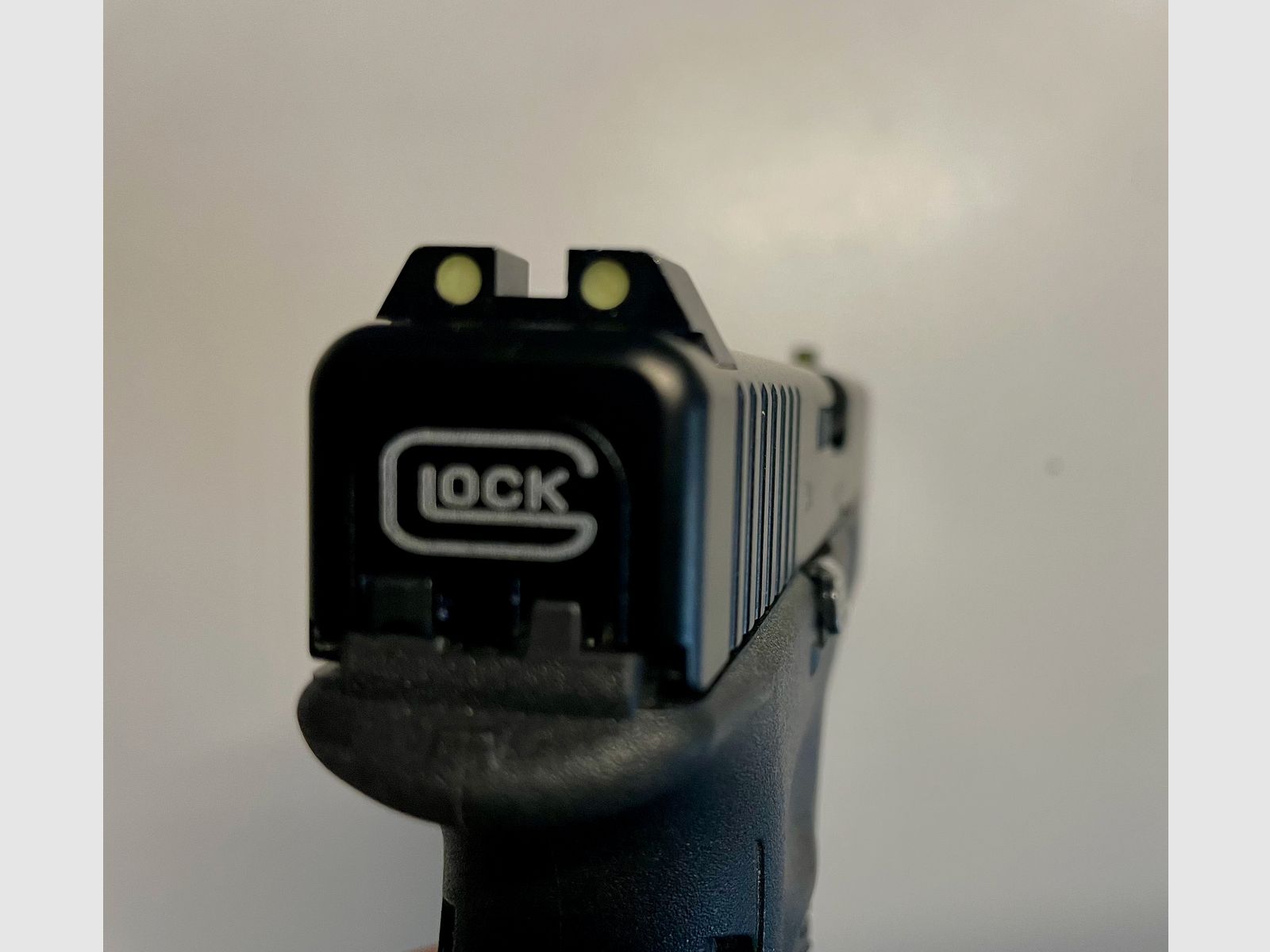Glock 26 Gen.5 caliber 9mm Luger with box & 2 magazines