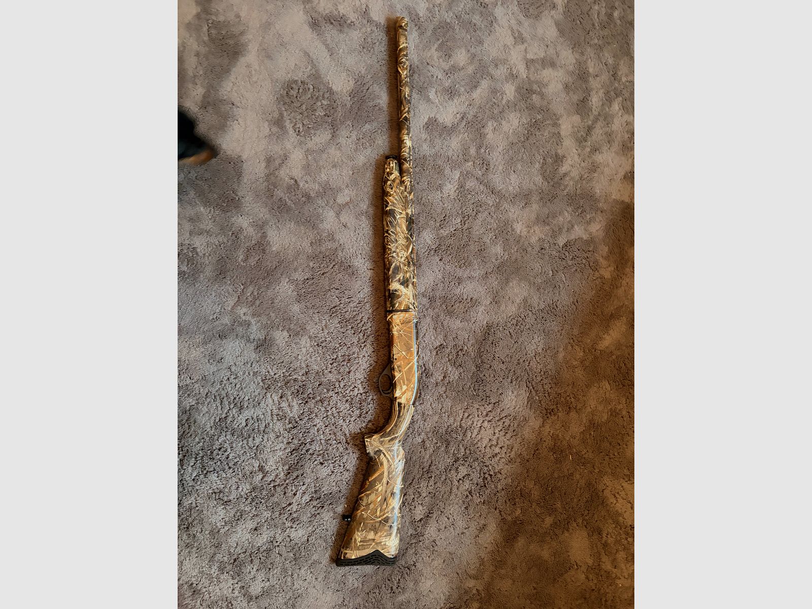 Armsan Phenoma Realtree Max-5 Halbautomatische Flinte 12/76
