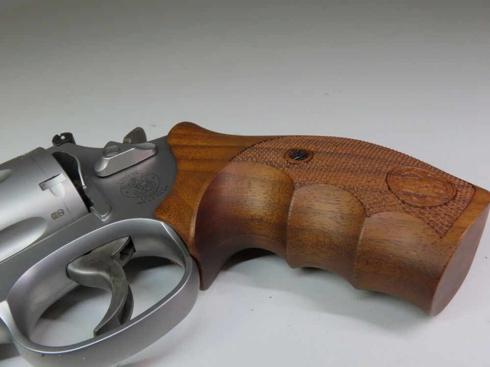 Smith & Wesson 686 Security Six