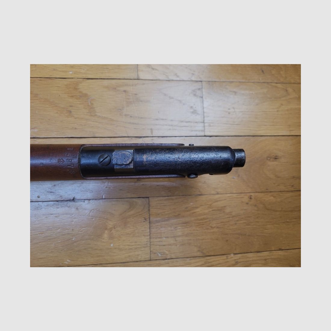 Zeer mooi Engels geweer Lee Enfield MKIII (*) – Zeer zeldzame Engelse fabricage uit de Tweede Wereldoorlog door B.S.A. uit 1943! – Origineel kaliber 303 British – Enkele serienummer – MUSEUMSTAAT!, afbeelding 16 van 41