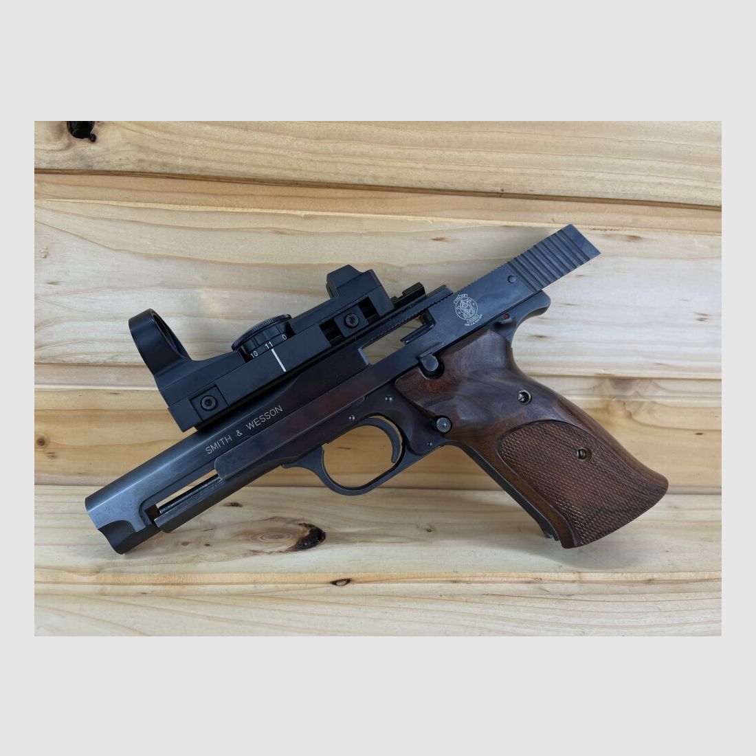 Smith & Wesson Mod. 41 KK-pistool met rood punt & vaste open vizier .22lr