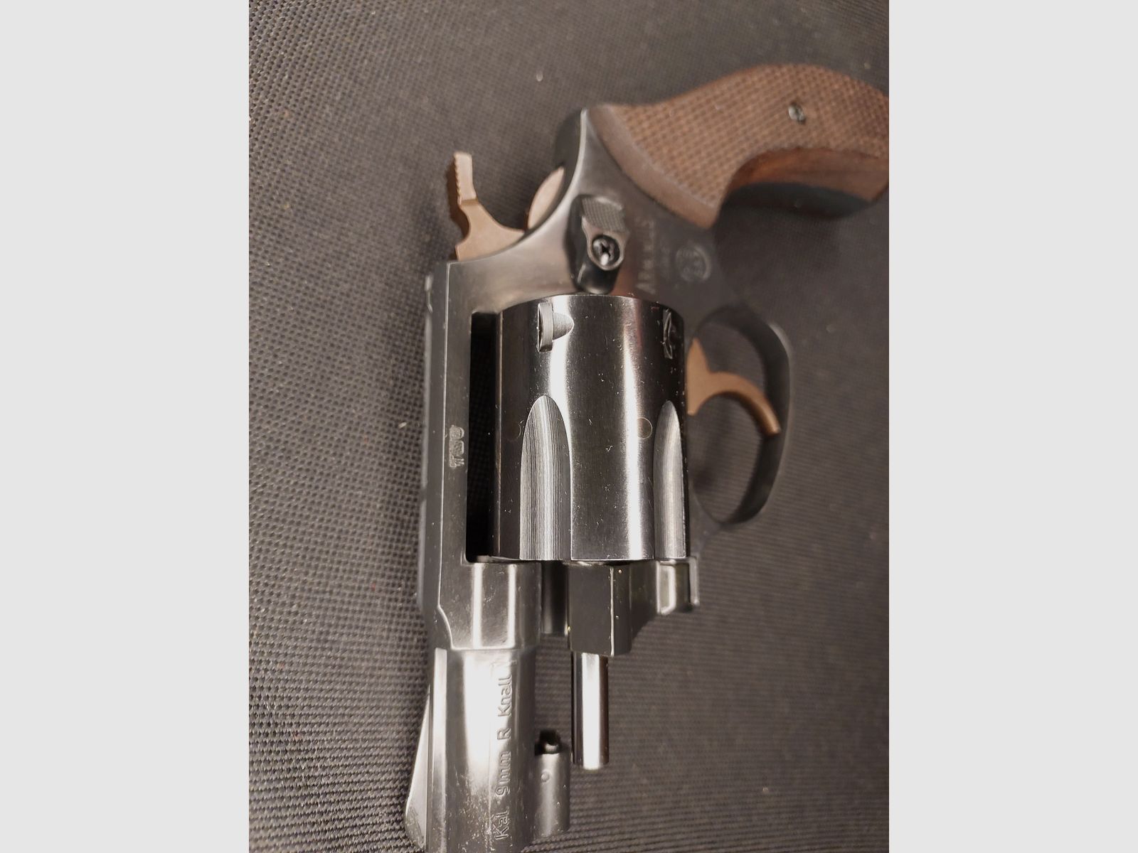 Weihrauch HW37 Kal. 9mm R.K. (PTB 887) OVP mit Holzgriffen - NEU (Arminius HW 37)