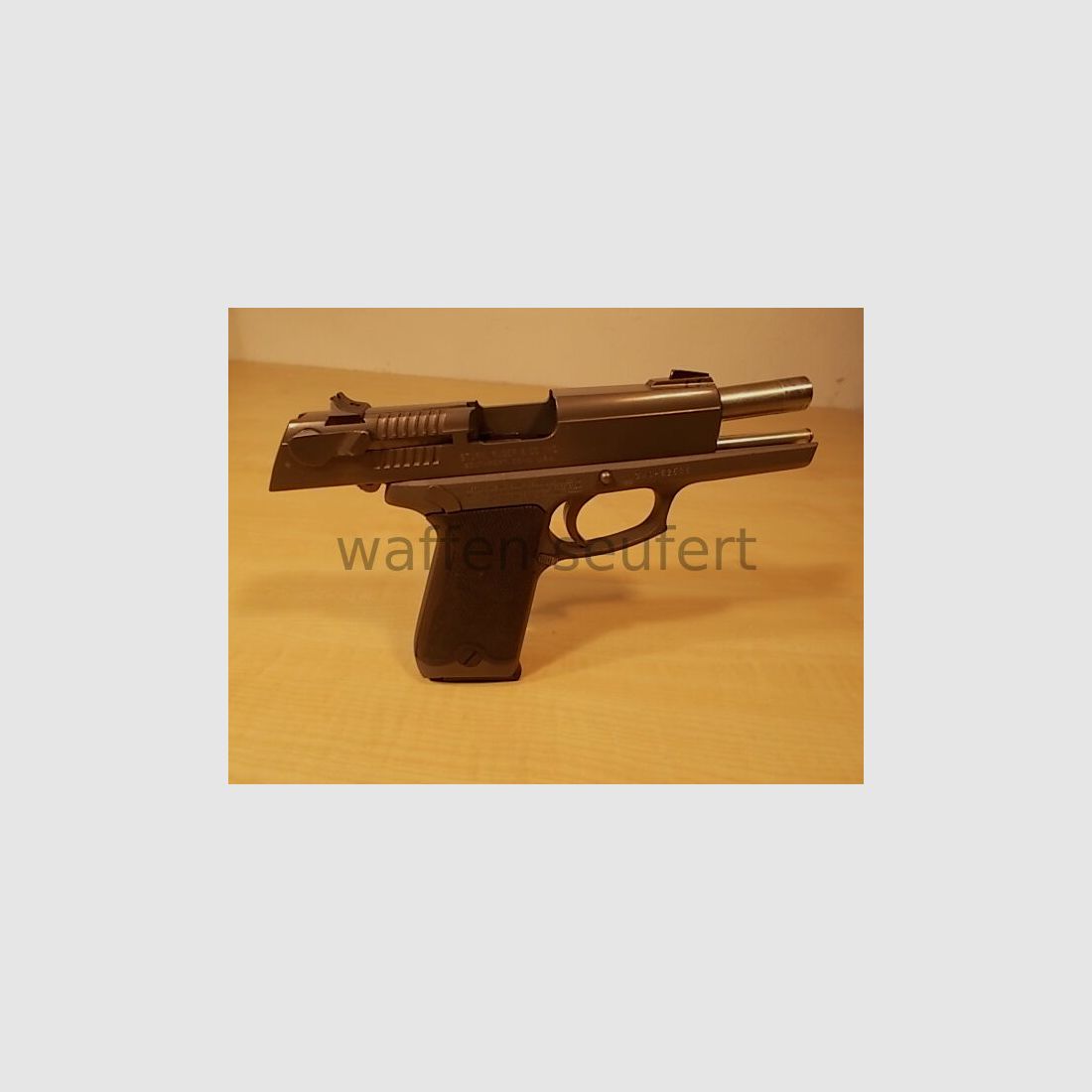 Pistola Ruger P94DC
