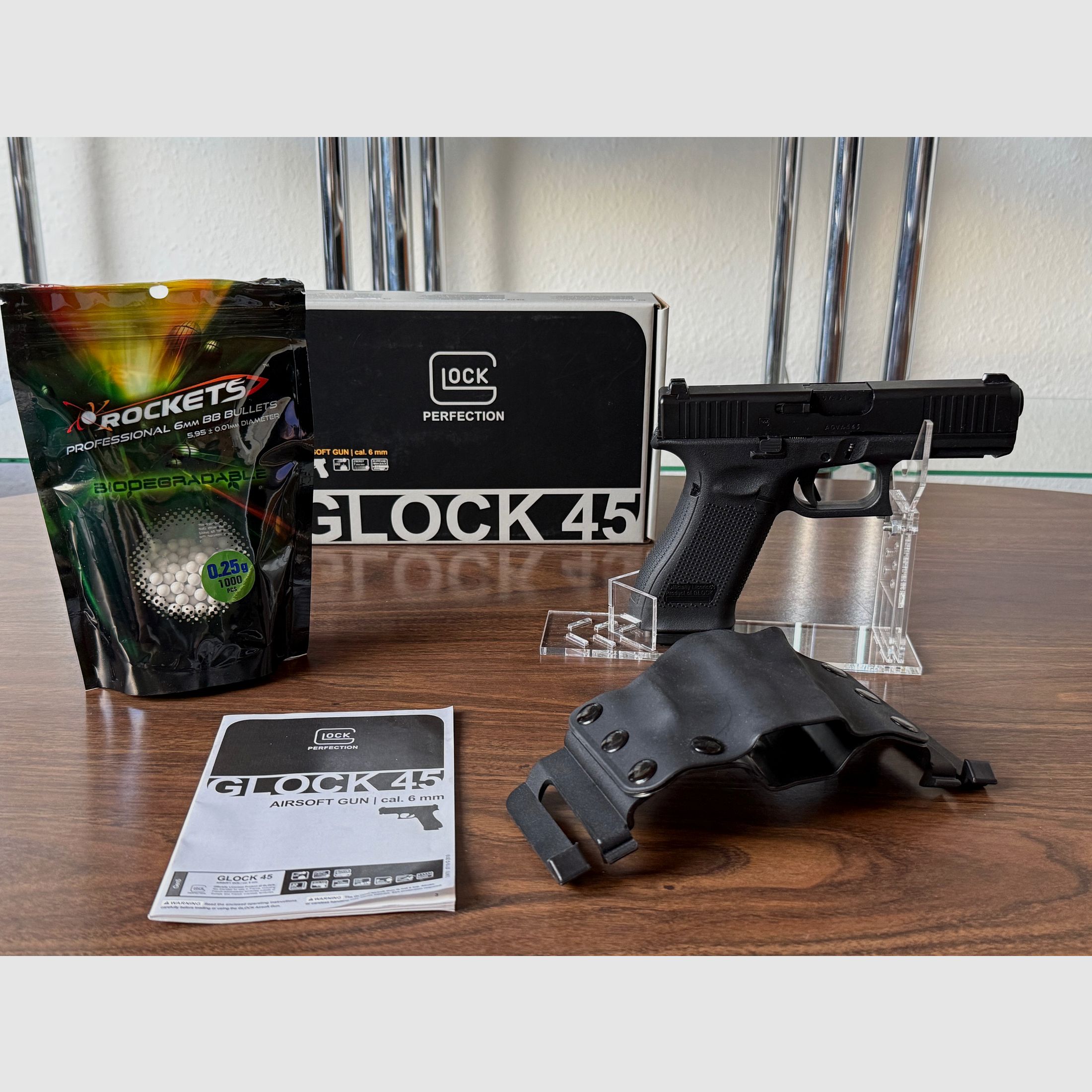 Glock 45 Gen5 GBB Airsoft-Set (Kal. 6 mm BB) – Komplettpaket
