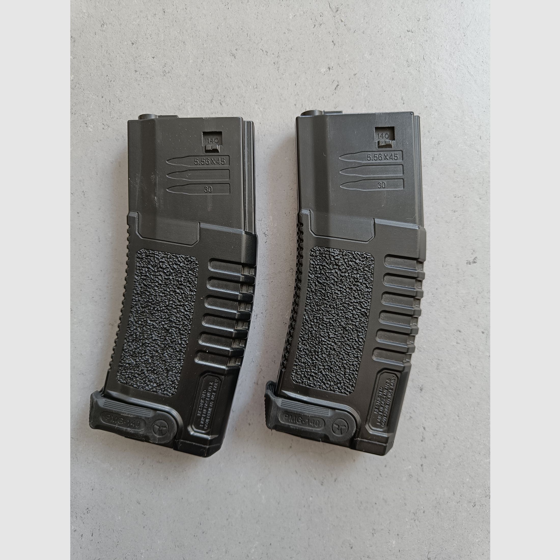 Komplette Airsoft-Ausrüstung – Gewehr, Weste, Visier, Tasche, Speedloader – Alles dabei!