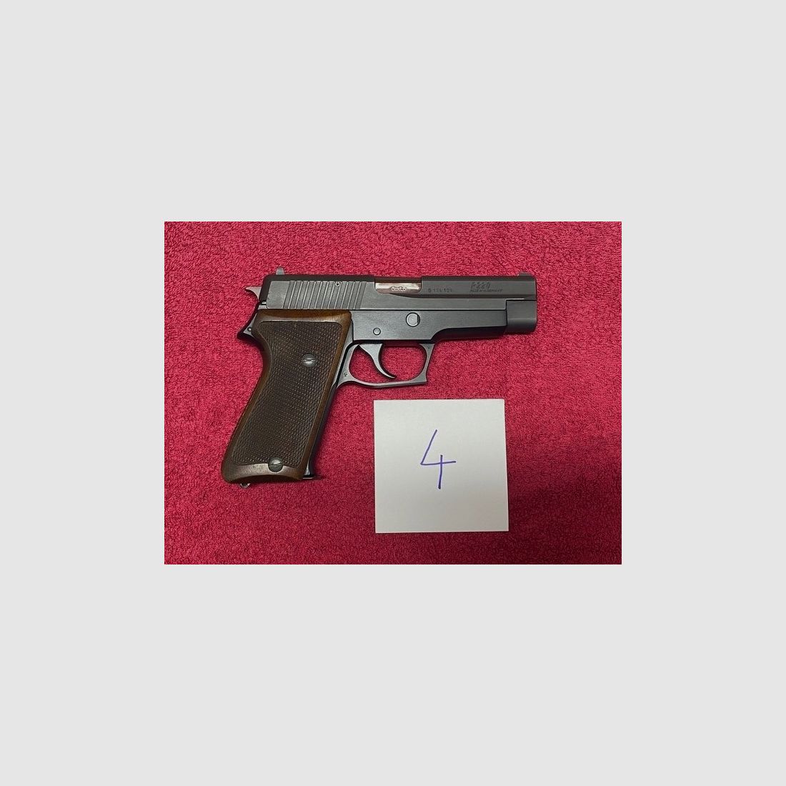 Auflösung meiner Sammlung: SIG Sauer P220 Kal. 9mm - sehr gepflegter Zustand