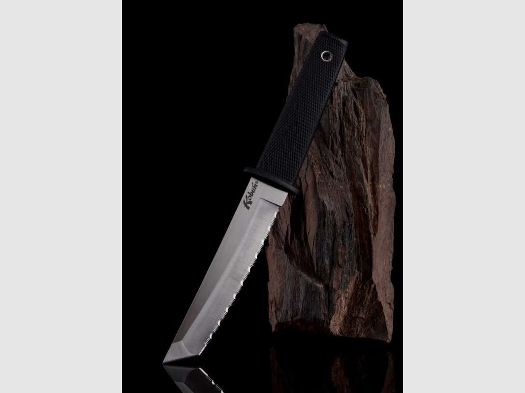 Cold Steel Kobun, Stiefelmesser mit Tantoklinge, Wellenschliff