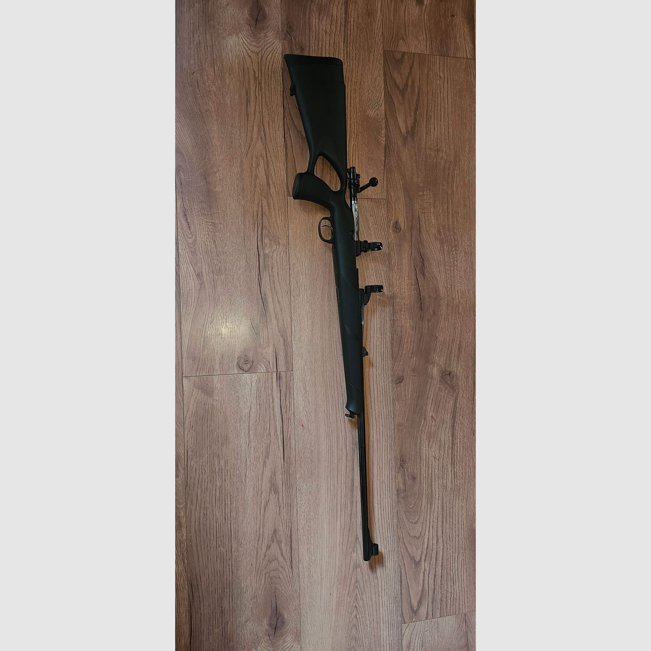 30-06 bolt-action rifle