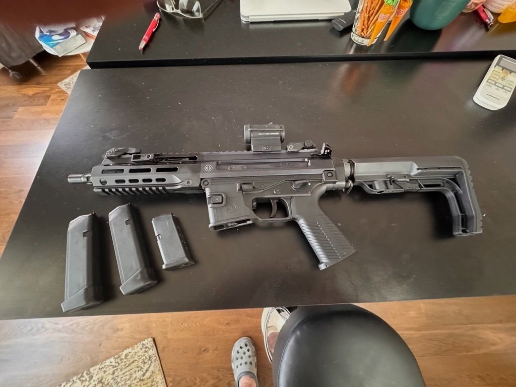 B & T SPC9 G , Halbautomat (komplett neu)