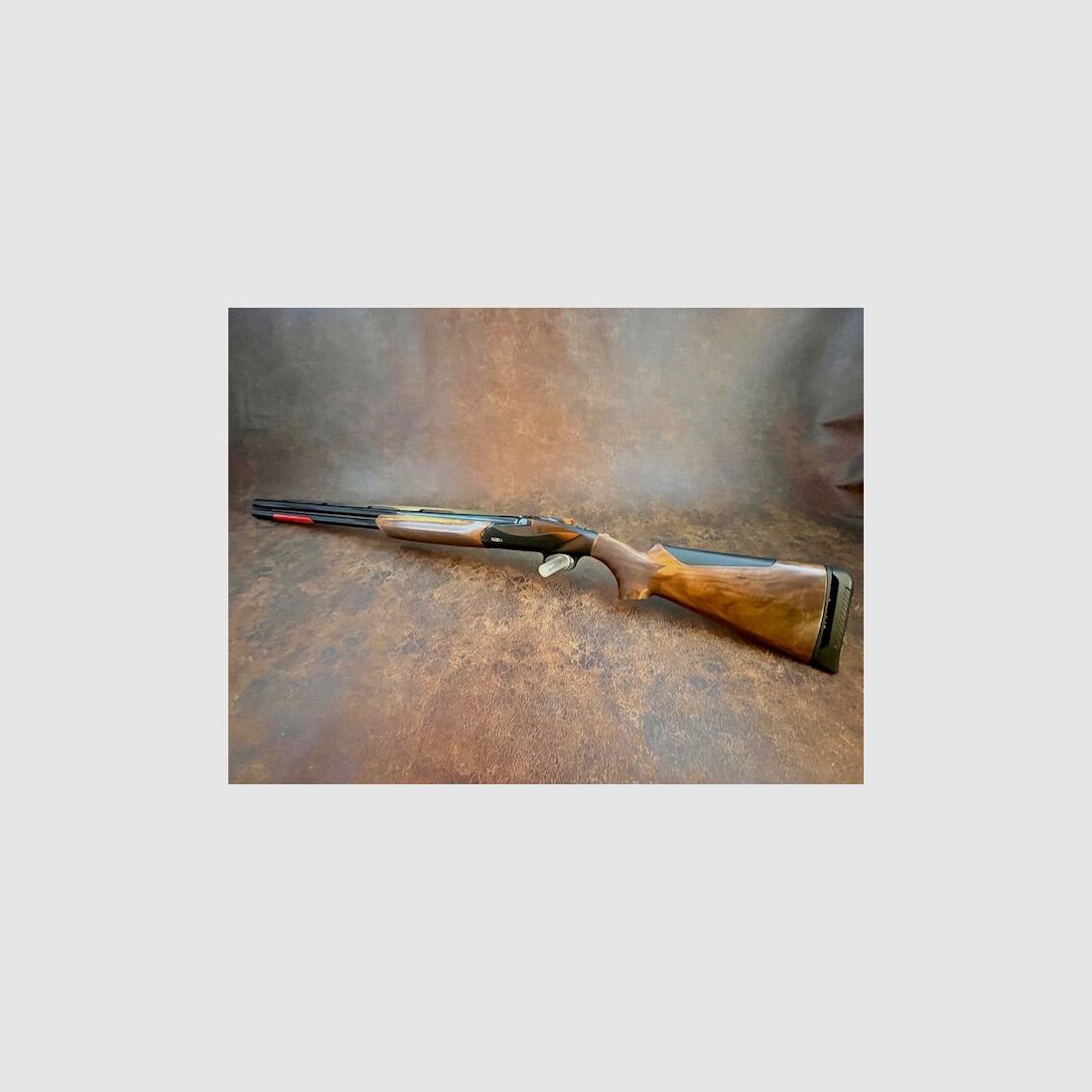 Benelli 828U Zwart Links