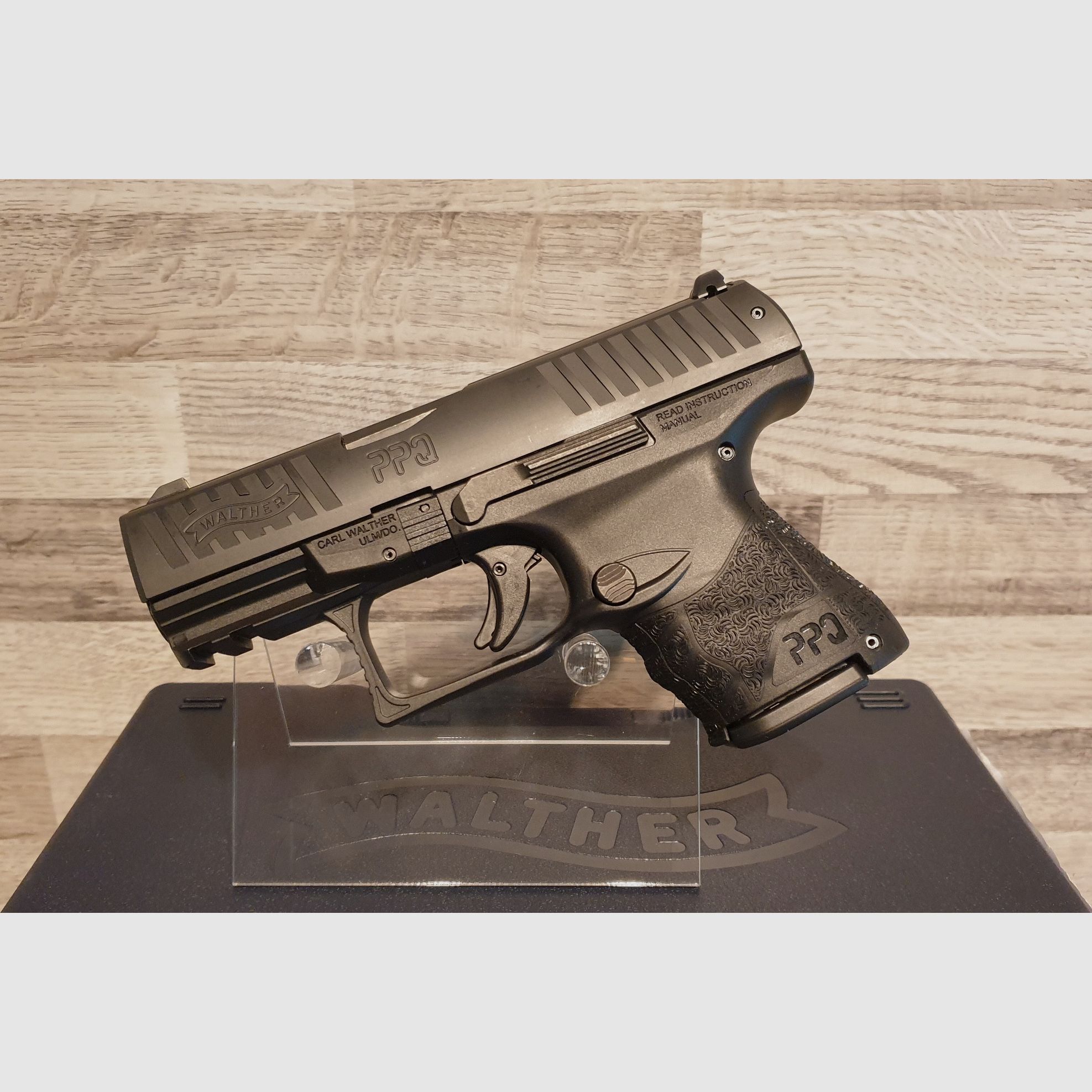 Neuware vom Fachhandel - Walther PPQ M2 Sub Compact 9mm Luger / Para mit Koffer und 3 Magazinen
