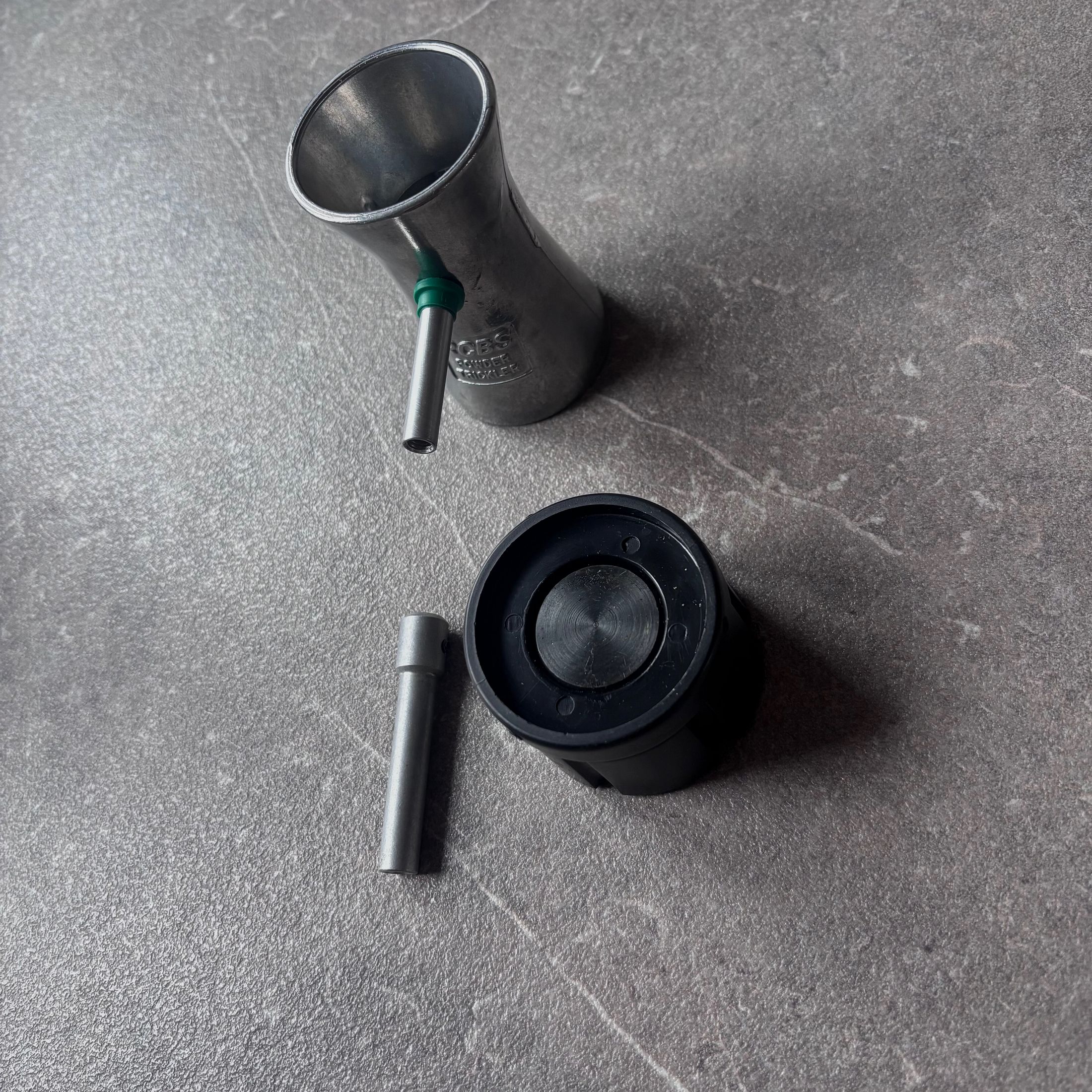 RCBS Trickler 2 Pulverfüller Pulverdosierer 