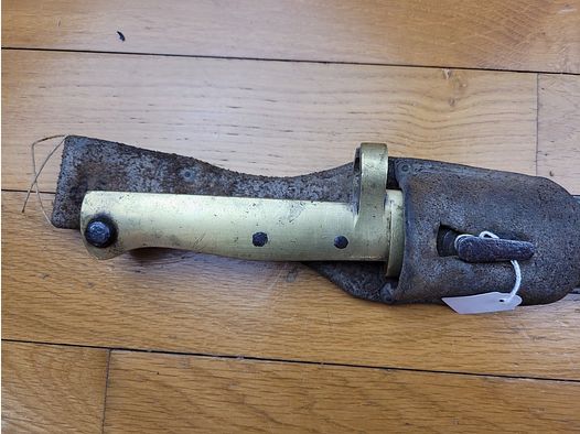 Schöne und seltene deutsche Ersatzbayonett mit Messinggriff 1914-1918 – EB21 – Mit Scheide – TBE+