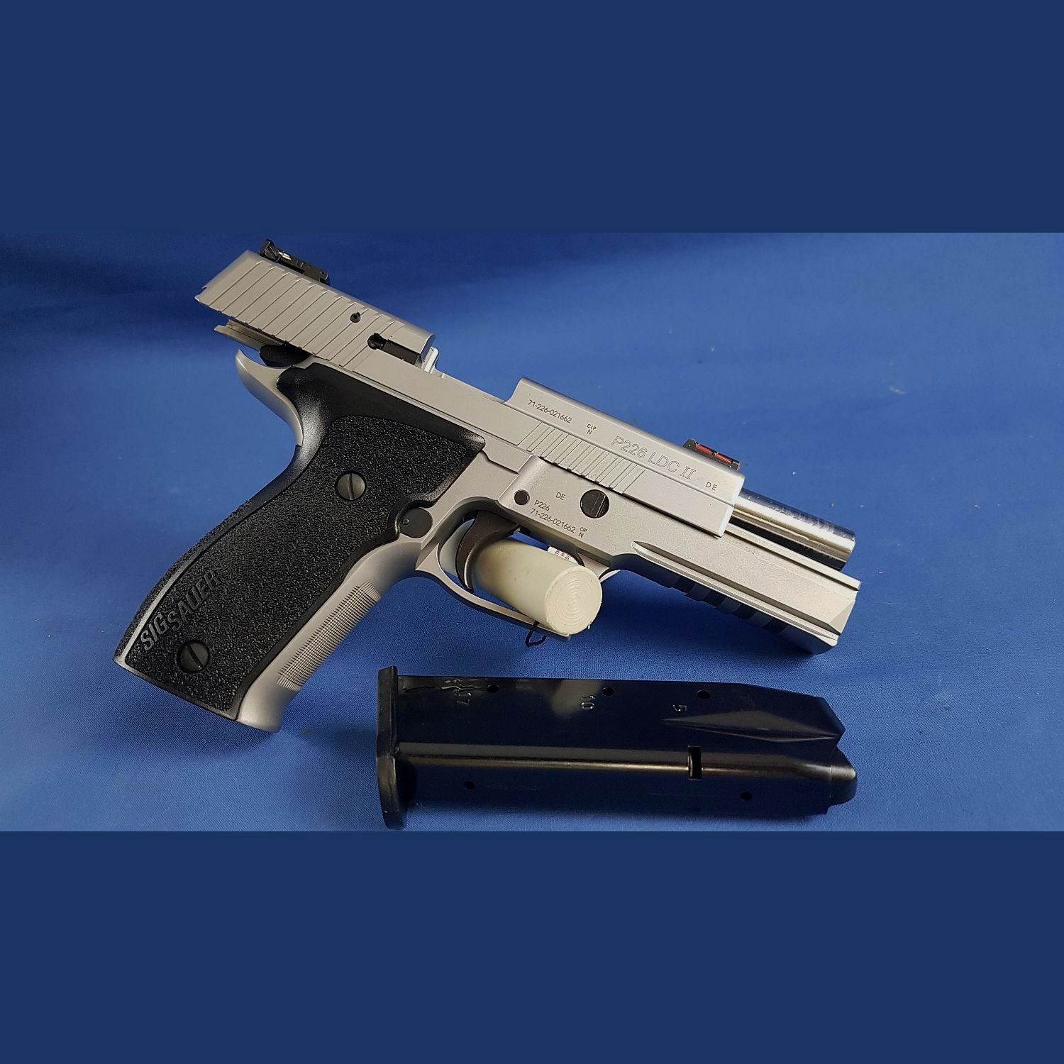 Sig Sauer P226 LDC II Skeleton Silver, Cal. 9×19, immagine 3 di 4