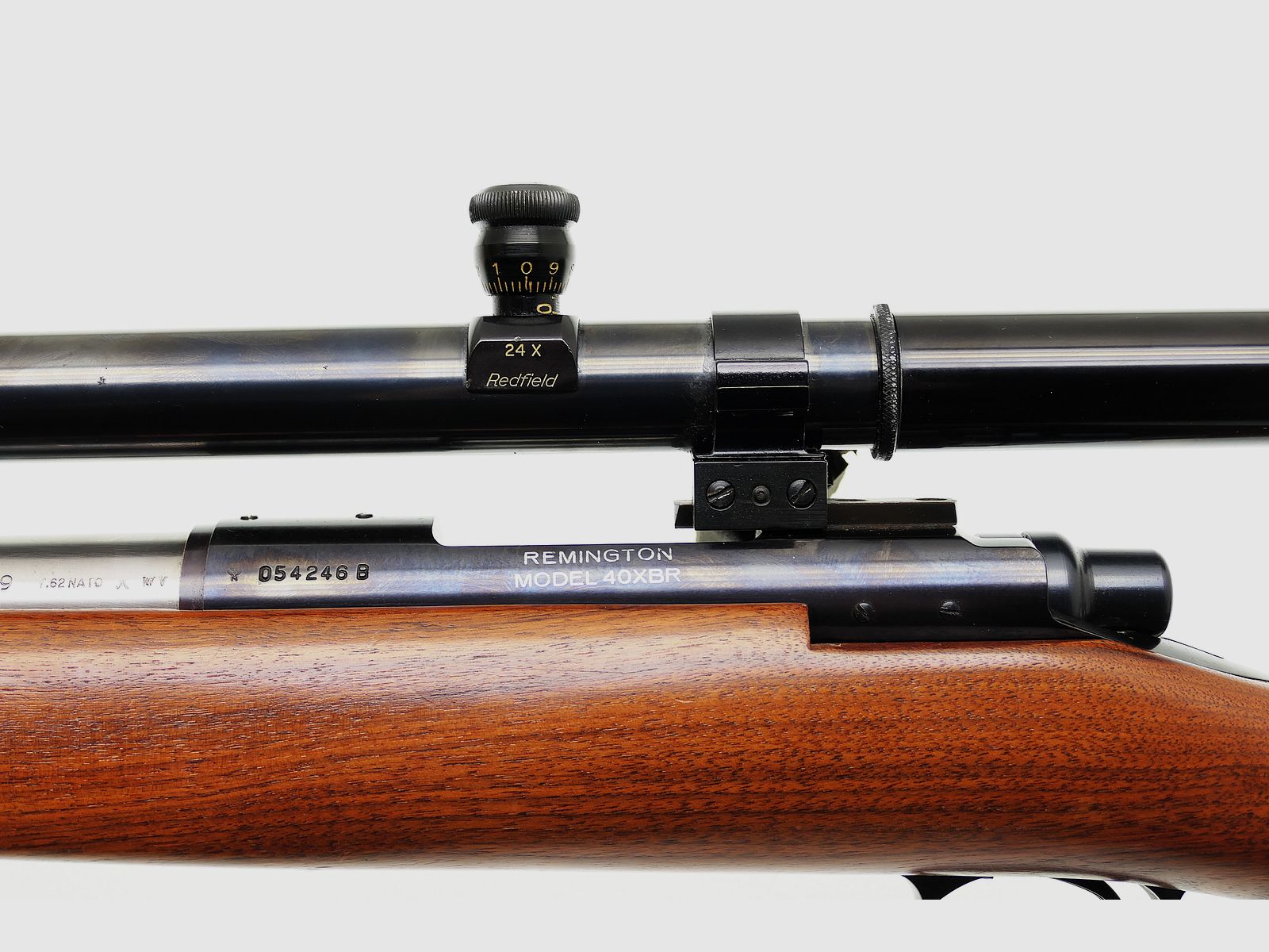 Rifle de un solo tiro Remington 40XBR .308Win incl. Redfield 24x