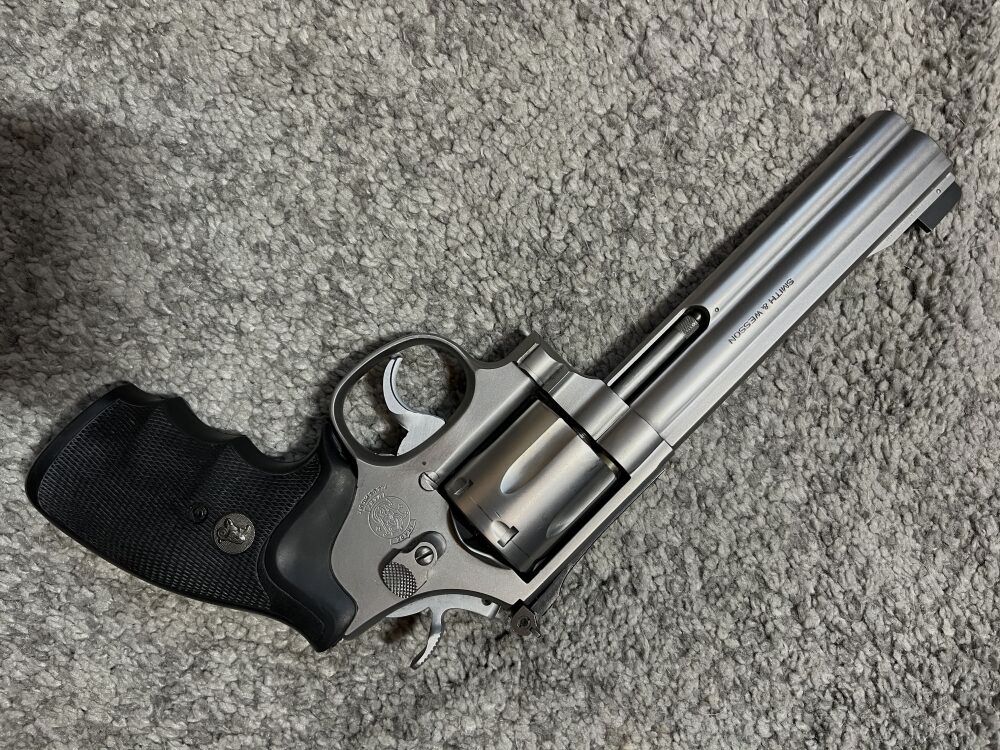Smith&wesson 686/3 6zoll Brushed Stainless. Target Champion