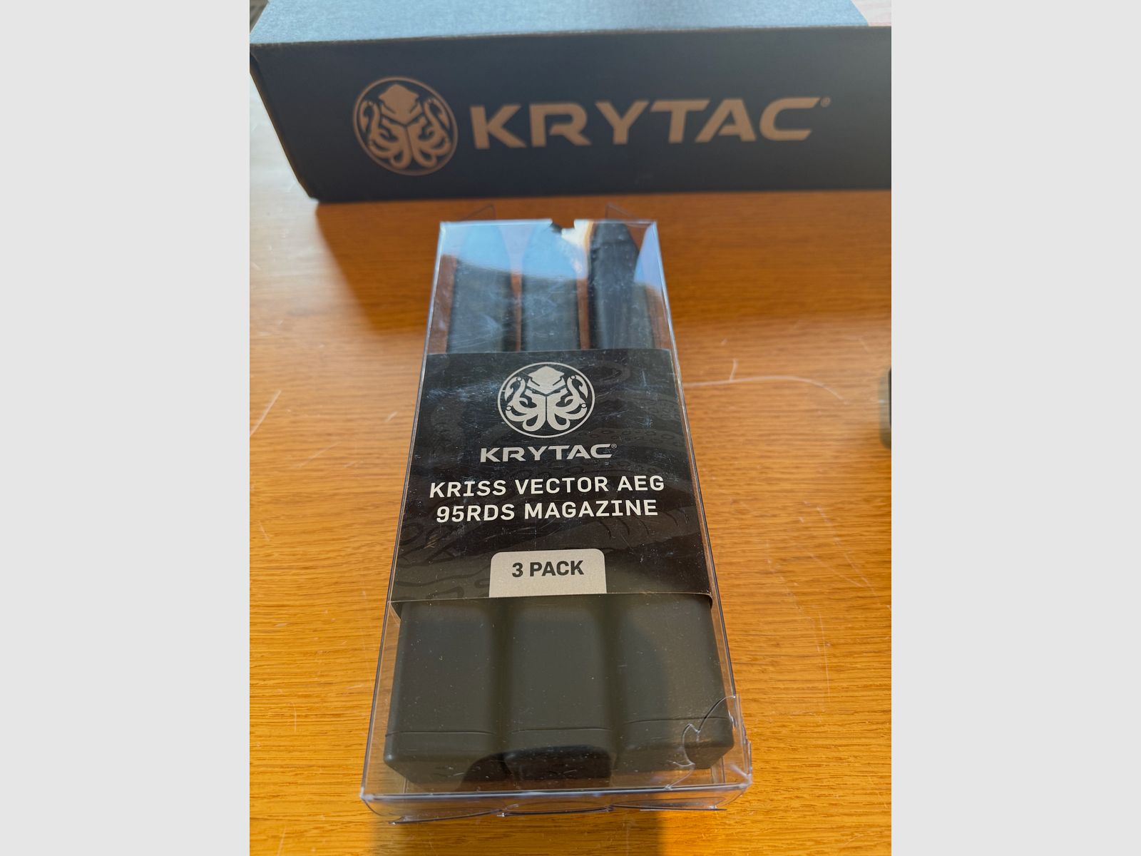 Krytac Kriss Vector Airsoft S-AEG (schwarz) + Ausrüstung