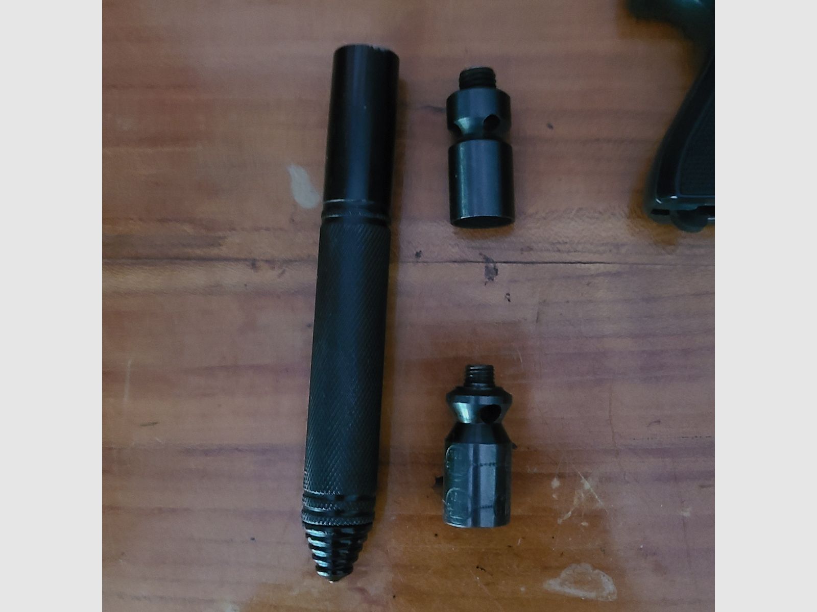 Blank firing pistol record very small 5 cartridges magazine size