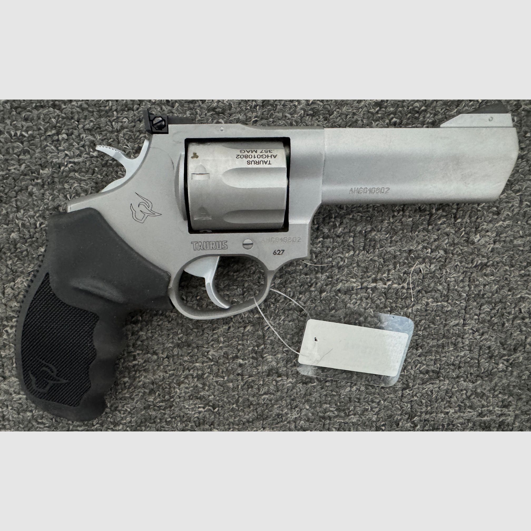 Taurus Revolver Typ 627 Stahl matt .357 Mag. - NEU