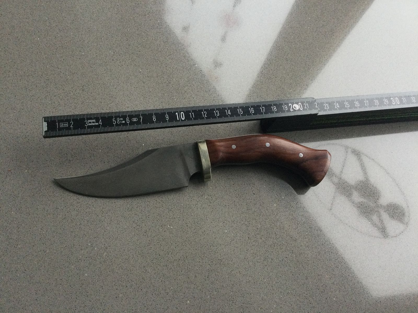 Jagdmesser, hochwertig, wunderschön, sehr schöne Klinge. Damaszener Stahl