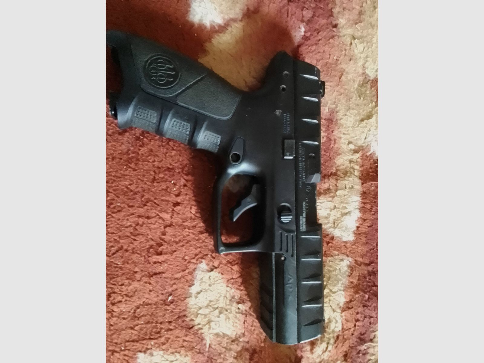 UX SA 10 und Beretta Apx