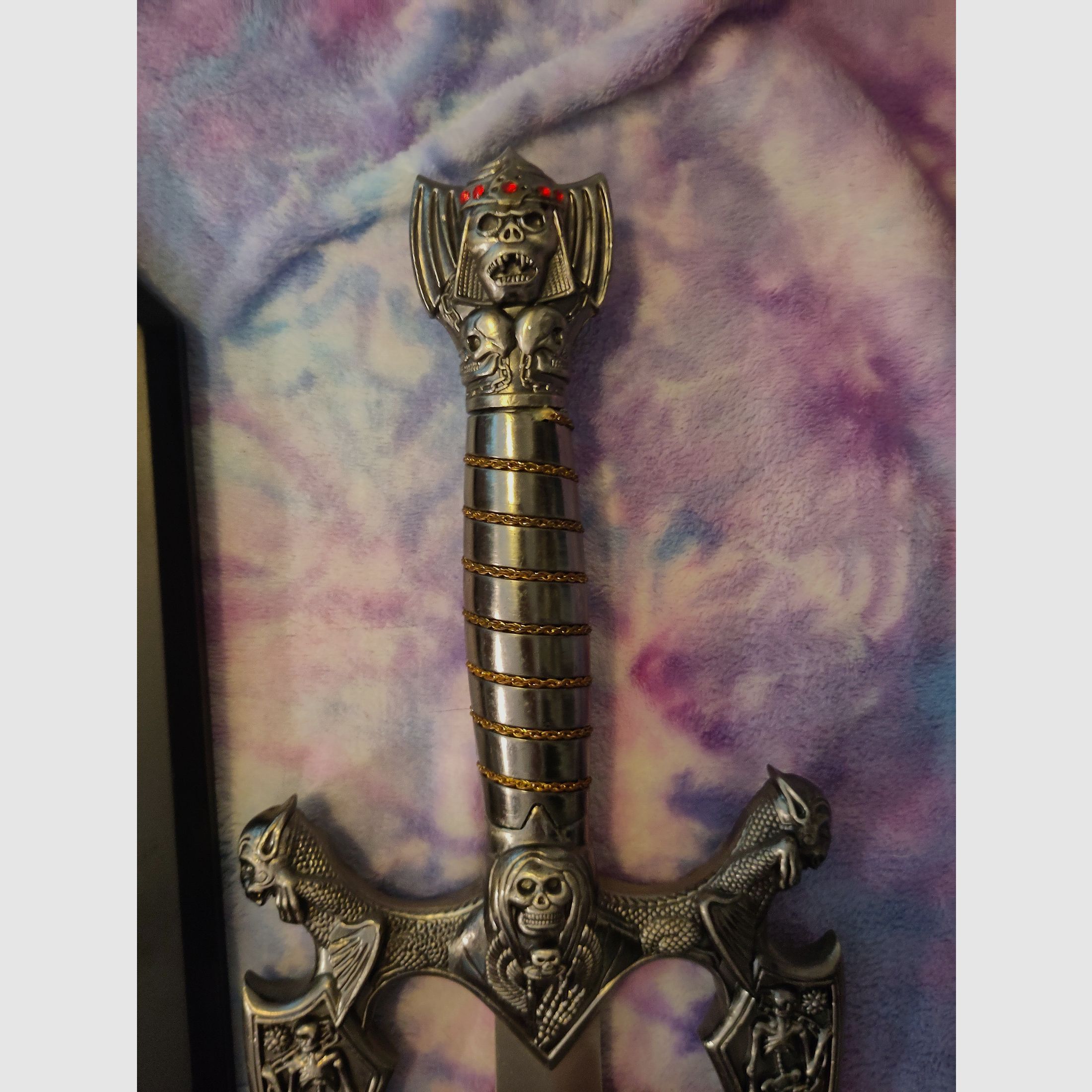 Decorative sword dragon slayer from "Two Worlds" 100cm including wall mount *rare*