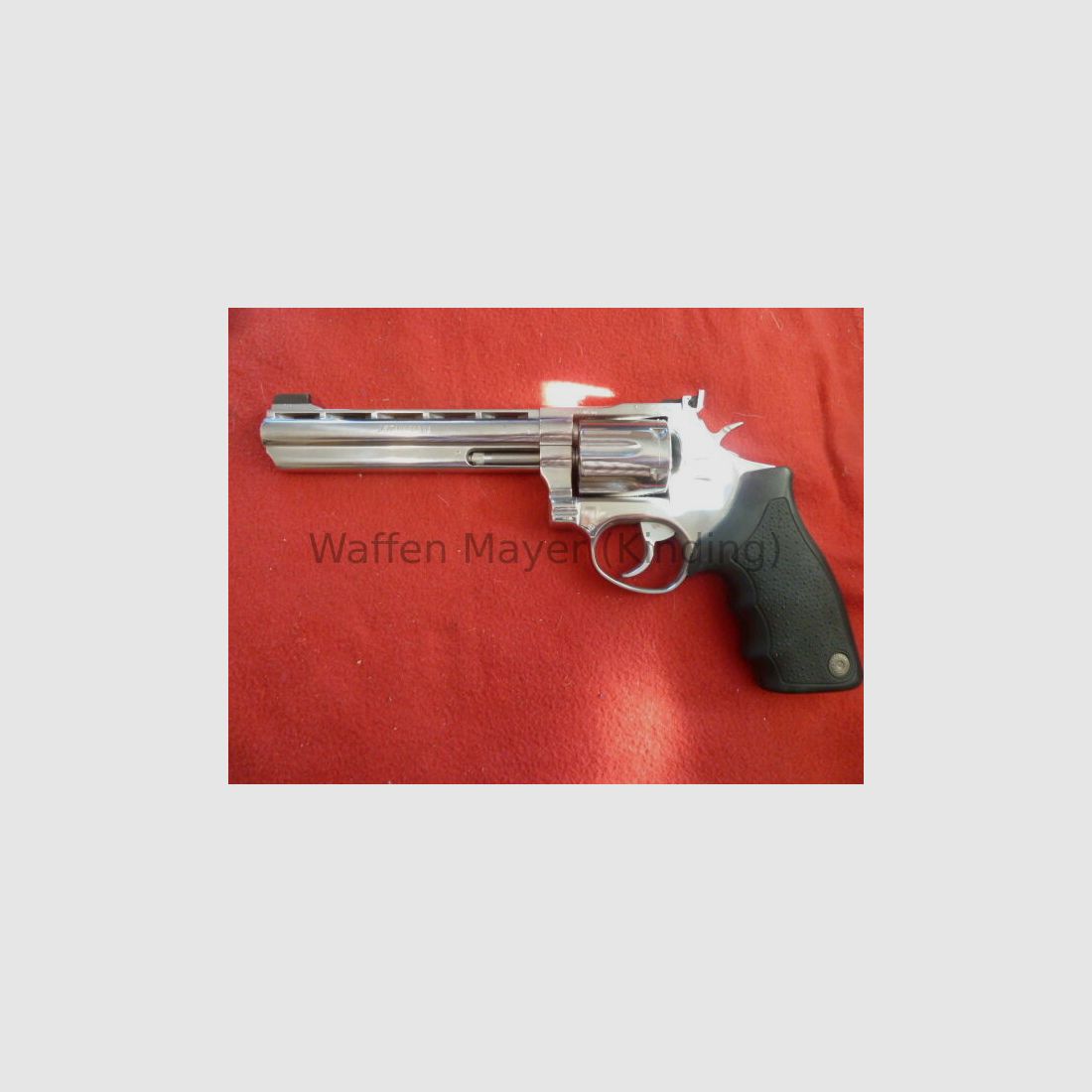 Taurus 689