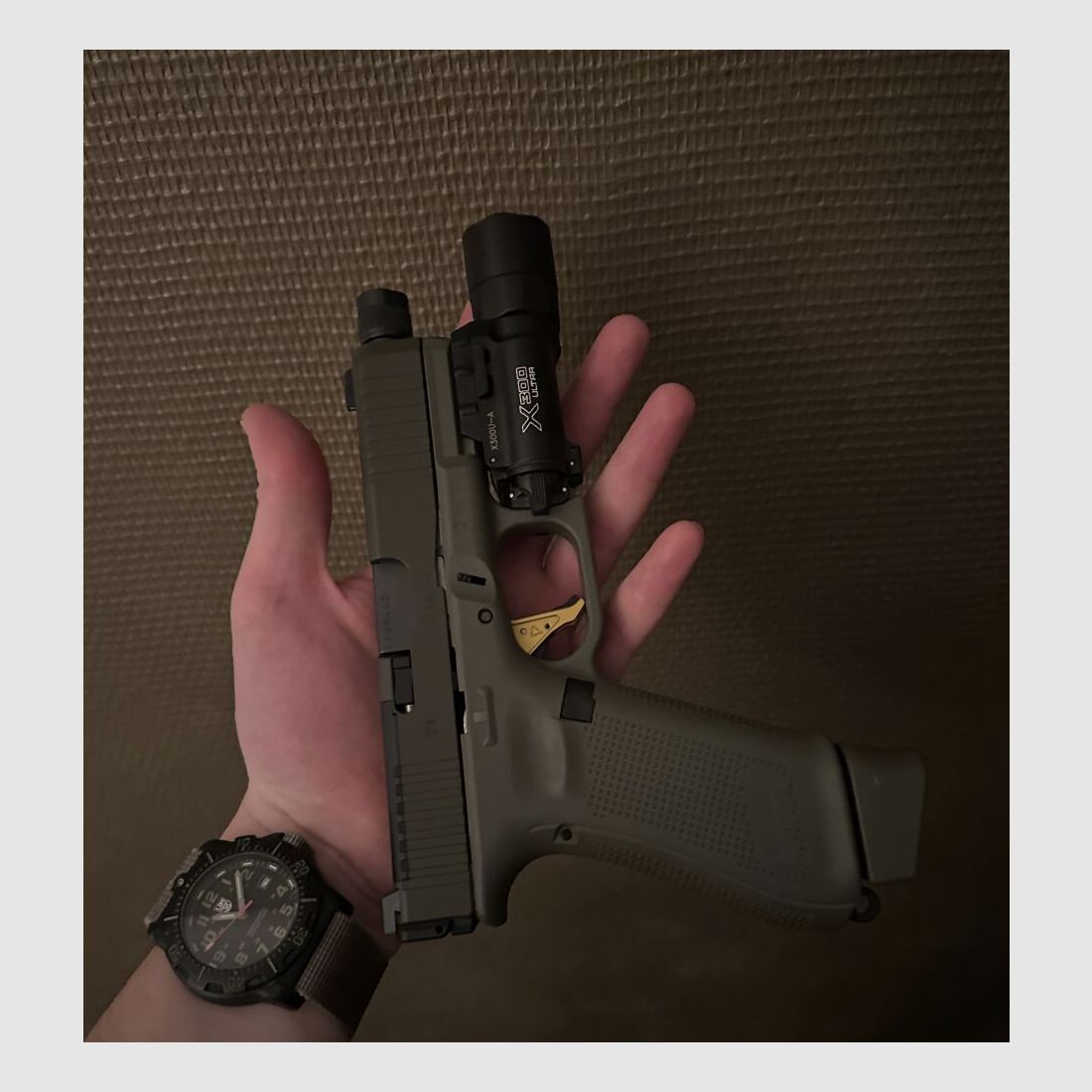 Tactical Light S-X3OOUltra DEAKTIVIERT!!! Frei erhältlich!!!