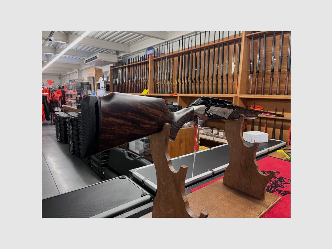 BENELLI LUPO WOOD LUXE .300WM, image 2 of 6