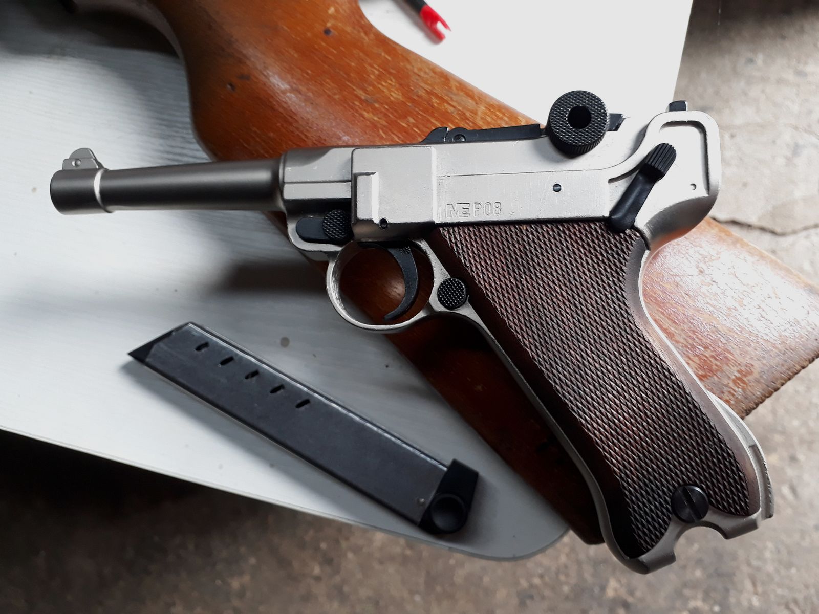 ME Modell P08 Parabellum Nickel, selten.