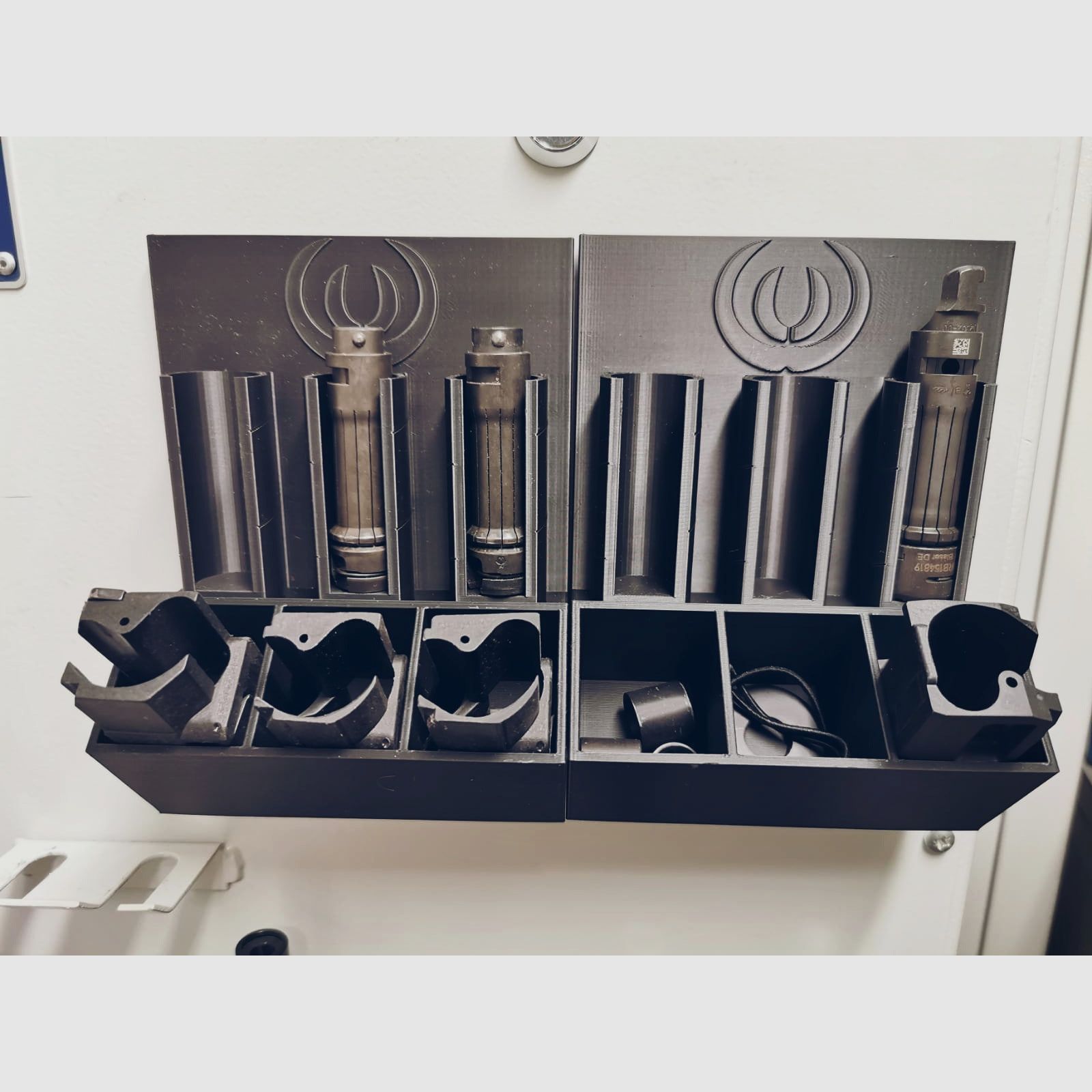 Magnetische Magazin- und Verschlusskopfhalterung - z.B. für Blaser R8 / R93