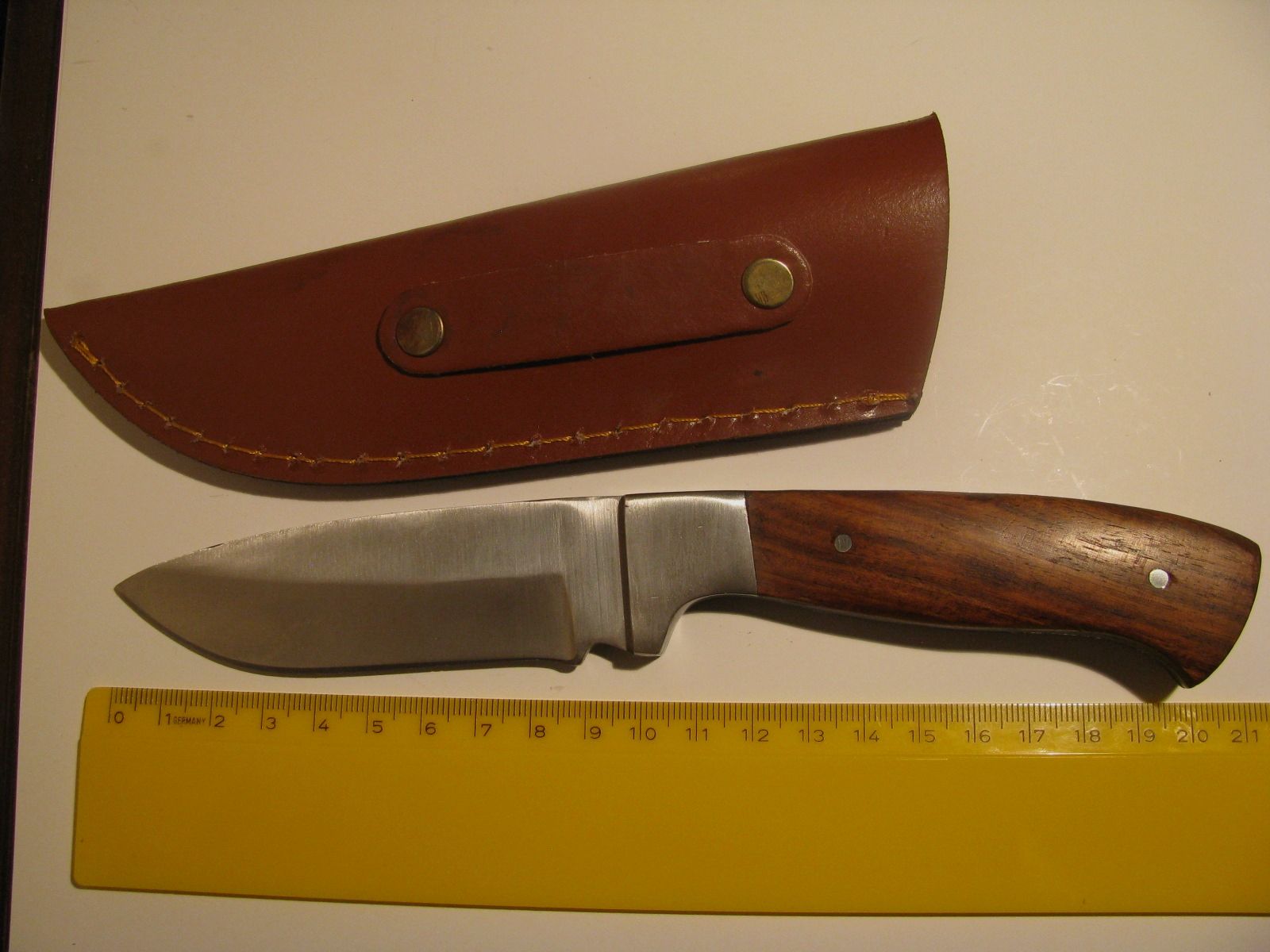 Haushaltsmesser, Campingmesser, Jagdmesser usw., brauner Holzgriff, Lederhülle 
