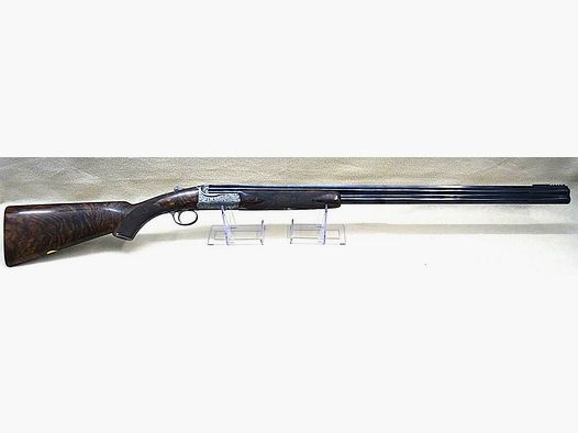 Farm's sister shotguns
