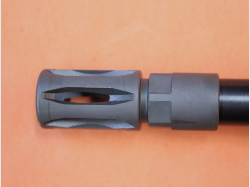B&T AG Ha.Büchse .308Win B&T AG APC308 PRO DMR canna da 480mm con MFD 5/8-24/ calcio pieghevole/ caricatore di riserva, immagine 4 di 8