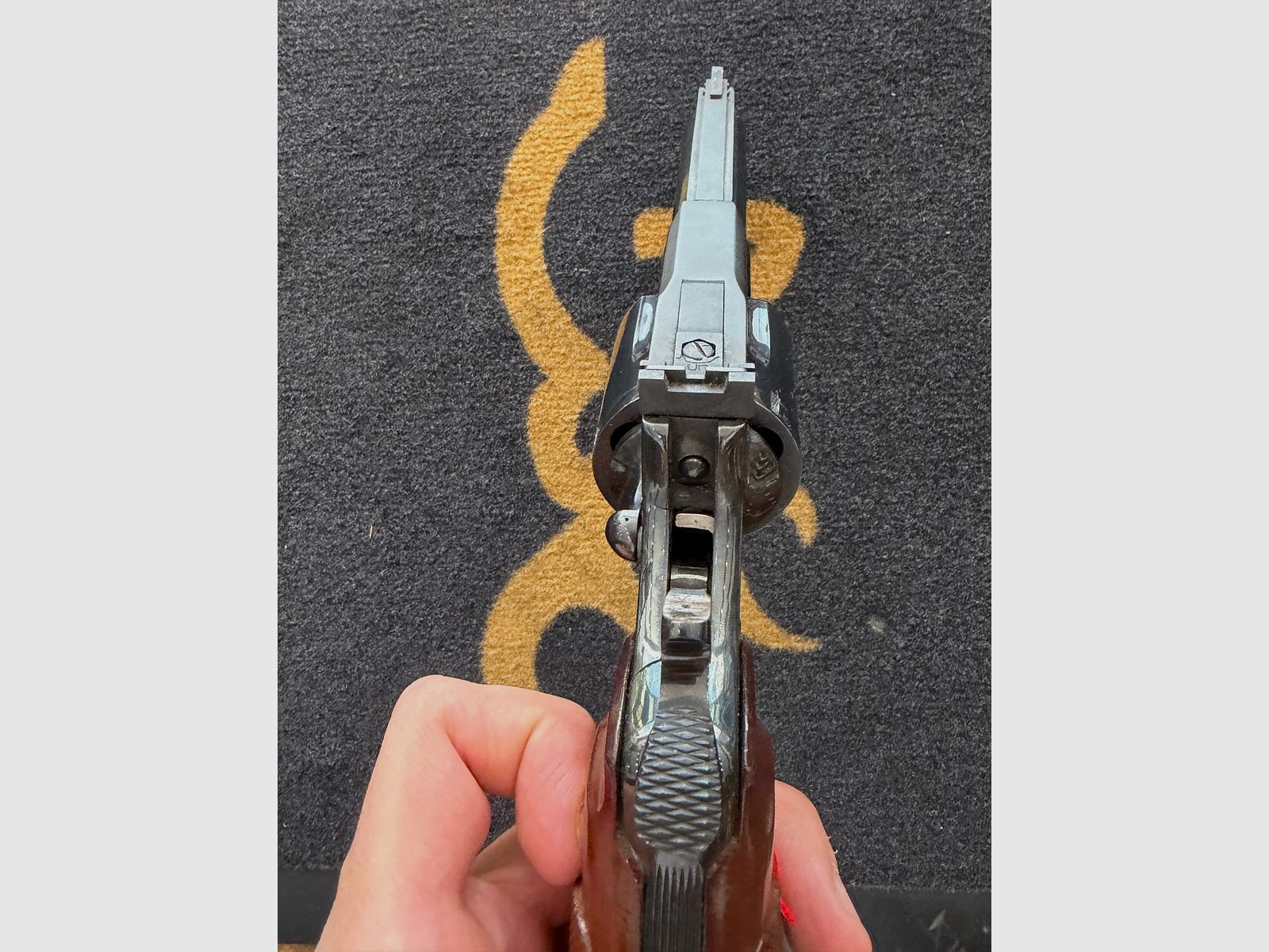 Revolver Colt Python stainless 4
